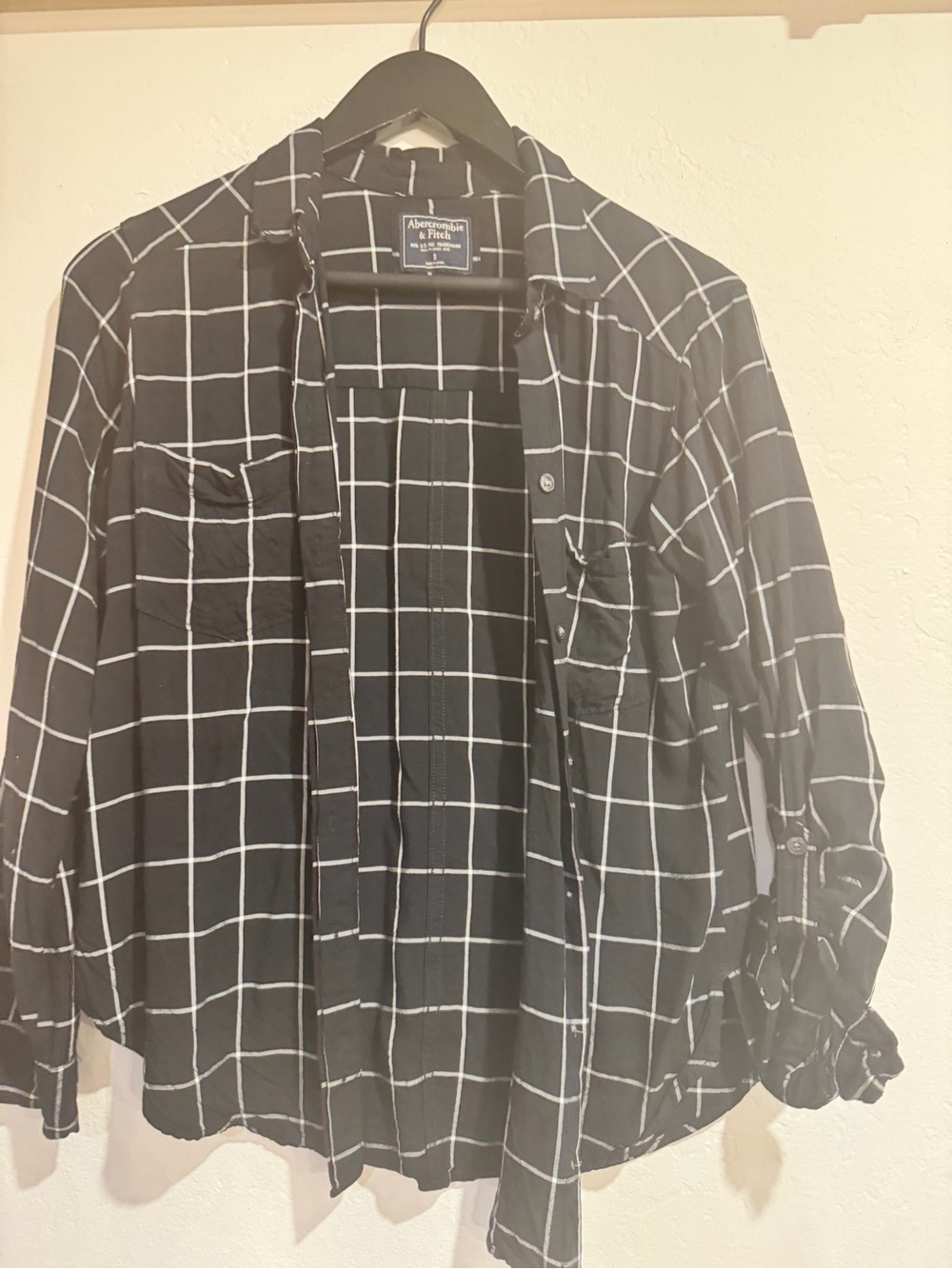 Abercrombie & Fitch Windowpane Button-Up Shirt - Like New